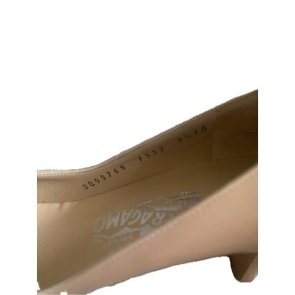 Salvatore Ferragamo Larissa Heels Pumps Vintage Women's Shoes Tan Beige Size 6.5 - Picture 7 of 11